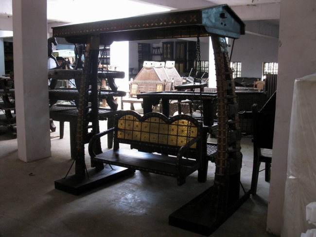 INDIAN JHULA
