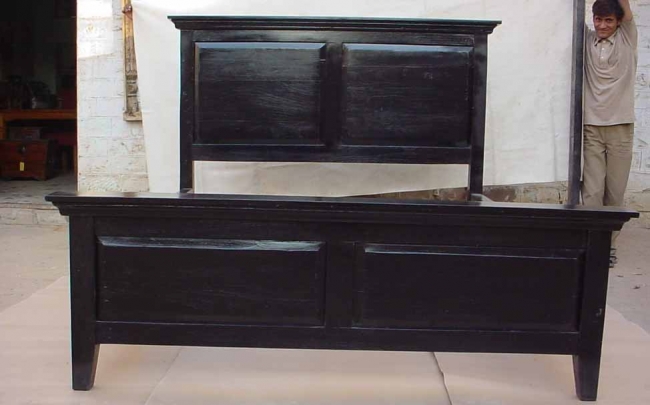 SHEESHAM WOOD BED