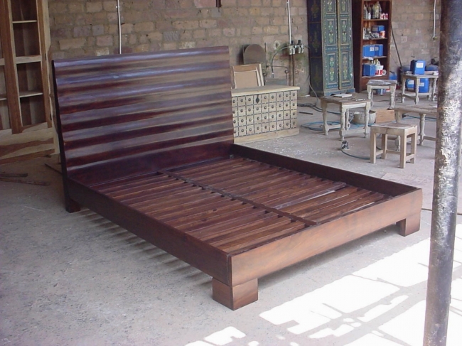 SHEESHAM WOOD BED